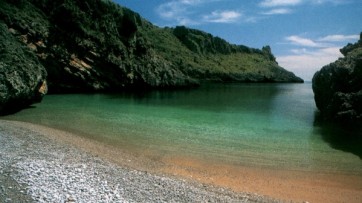 Mare pulito: in Campania sventolano 13 bandiere blu