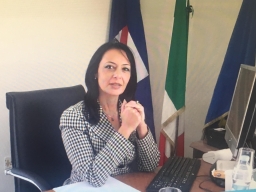 Il Presidente della Repubblica Sergio Mattarella nomina l' assessore regionale Sonia PALMERI Cavaliere della Repubblica