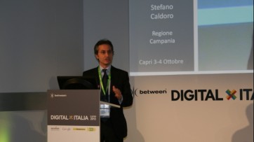 Convegno ‘Digital X Italia’, Caldoro: “Internet veloce, Campania all’avanguardia”