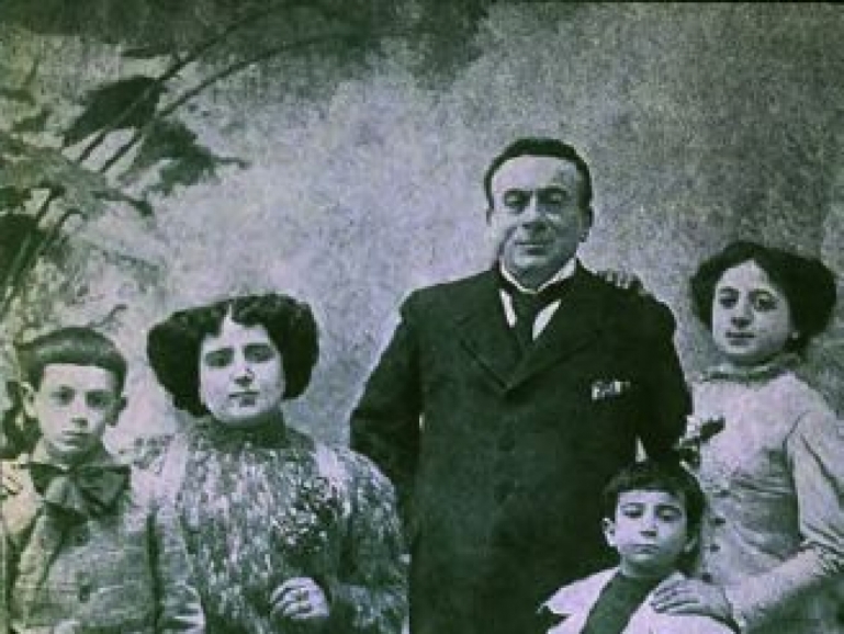 I De Filippo, il mestiere va in scena
