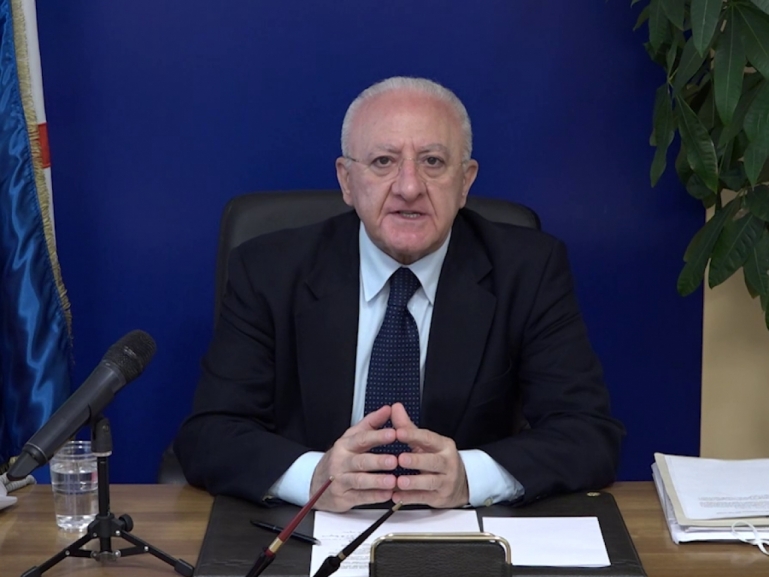 RADDOPPIATE LE PENSIONI AL MINIMO, DE LUCA: "UNA GIORNATA STORICA"