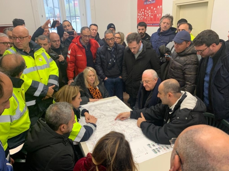 Maltempo, chiesta l'estensione dello stato di emergenza. Dalla Regione 8 milioni per gli interventi urgenti