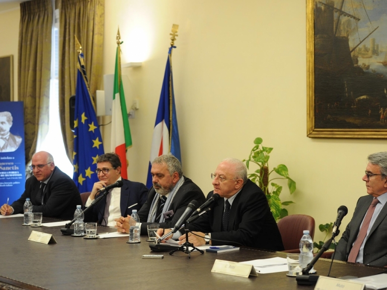 Sanità, Pascale avanguardia nella lotta ai tumori. De Luca: progressi straordinari