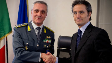 Regione, firmati due protocolli di intesa con Guardia di Finanza regionale