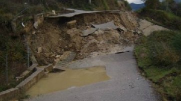 Frane Vallo di Diano, al via i rilievi sulla Provinciale 342
