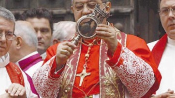 San Gennaro, Caldoro: "Sinergia con la Chiesa per aiutare i più deboli"