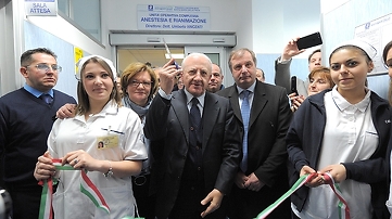 De Luca all'ospedale Santa Maria della Pietà di Nola