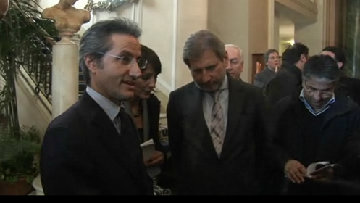 Caldoro incontra il commissario Hahn, tavolo interistituzionale per lo sviluppo della Campania
