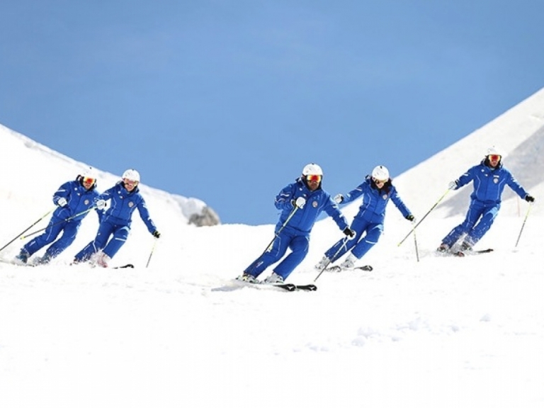 Corso di formazione per maestro di sci alpino - Avviso pubblico