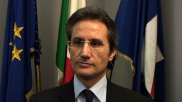 Spending review, Caldoro: “Non è possibile colpire le fasce più deboli”