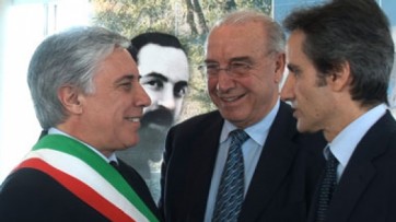 Sannio, Caldoro a Pietrelcina per l’incontro con gli amministratori