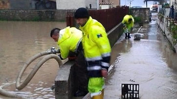 Sele, Giunta Caldoro finanzia riparazione argine fiume crollato a Capaccio in località Gromola