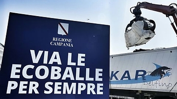 Terra dei fuochi: al via la rimozione delle ecoballe in Campania