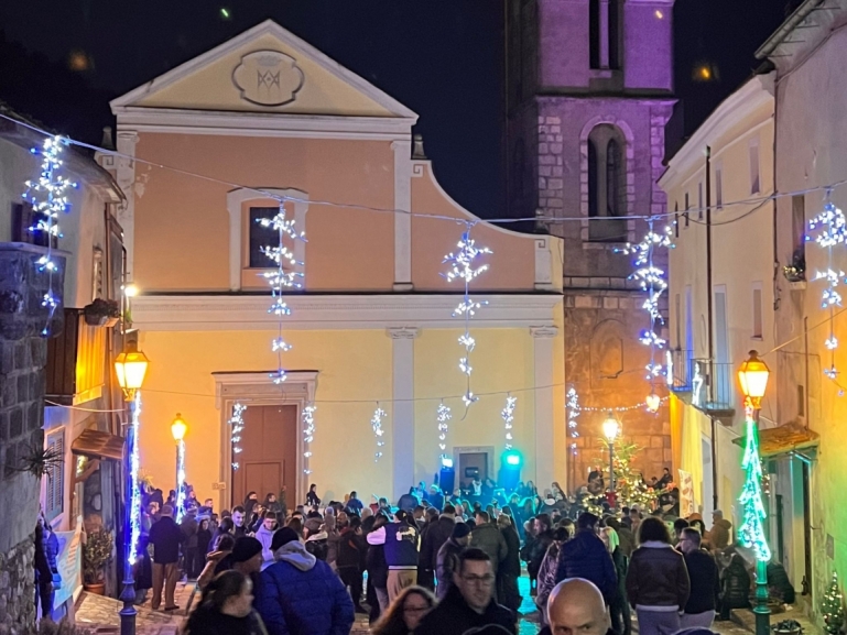 NATALE AL BORGO – tra gusti e tradizioni