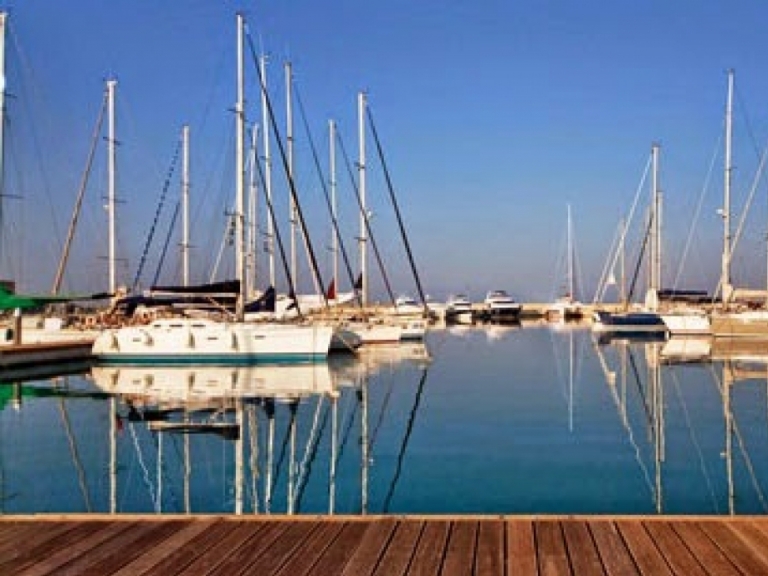 Classificazione strutture ricettive "Marina resort"