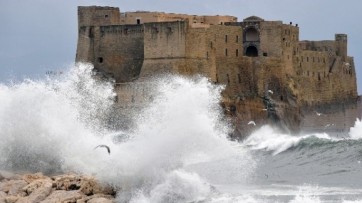 Maltempo, Protezione civile al lavoro tutta la notte. Per oggi pomeriggio prevista la piena del Calore