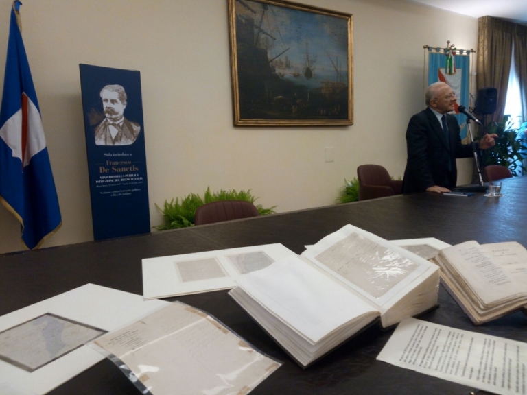 "Omaggio a Francesco De Sanctis" Intitolazione della sala Giunta nel bicentenario della nascita