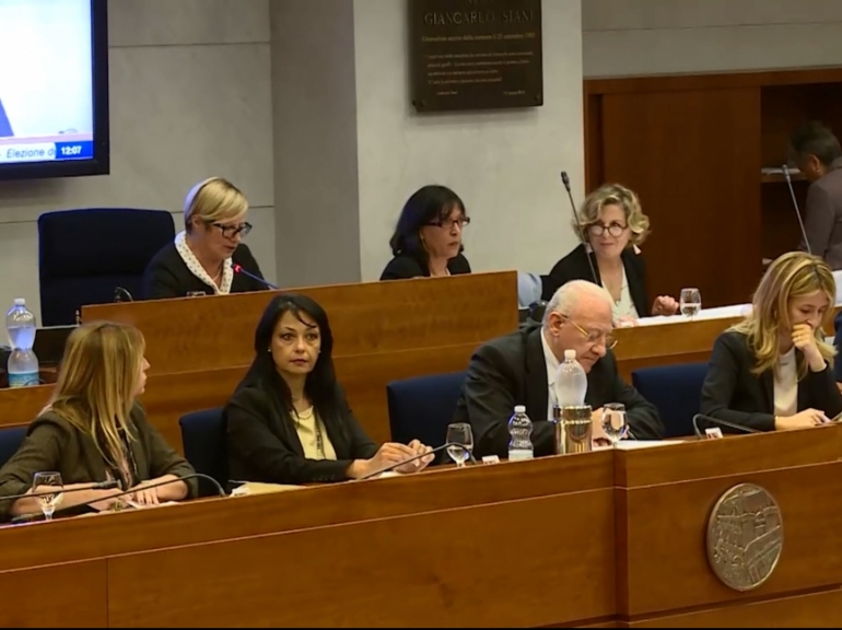 Bullismo e cyberbullismo, la Campania approva la legge all'unanimità