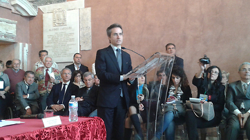 Pozzuoli, Caldoro: "Dopo 50 anni restituiamo la Cattedrale del Rione Terra ai fedeli"