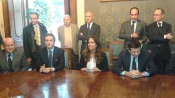 Eav, Caldoro: “Giornata storica. Piano da 1mld in favore dei cittadini”