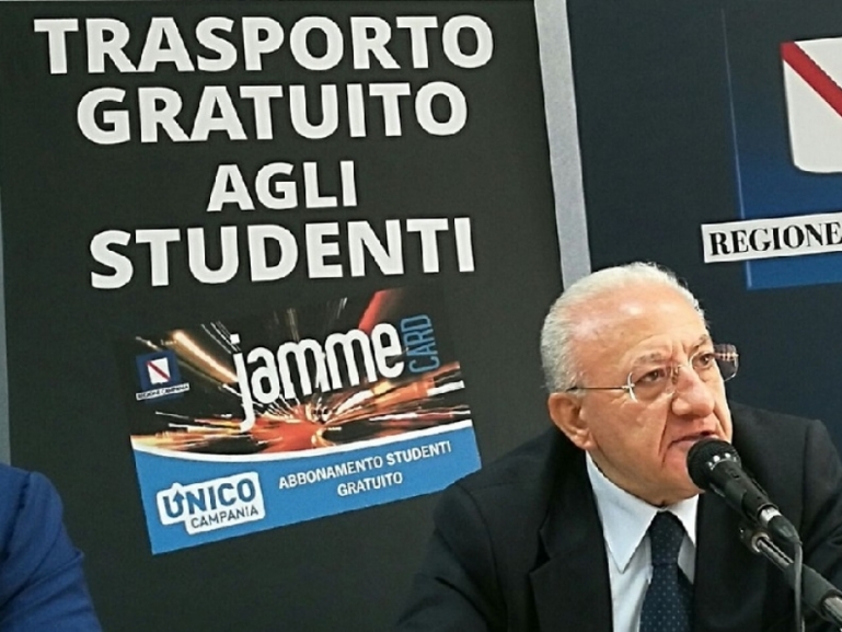 Trasporto gratuito per gli studenti: al via la campagna abbonamenti finanziata dalla Regione Campania