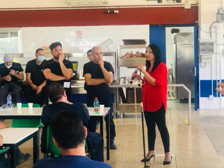 Assemblea con i lavoratori in FIREMA TITAGARH di Caserta