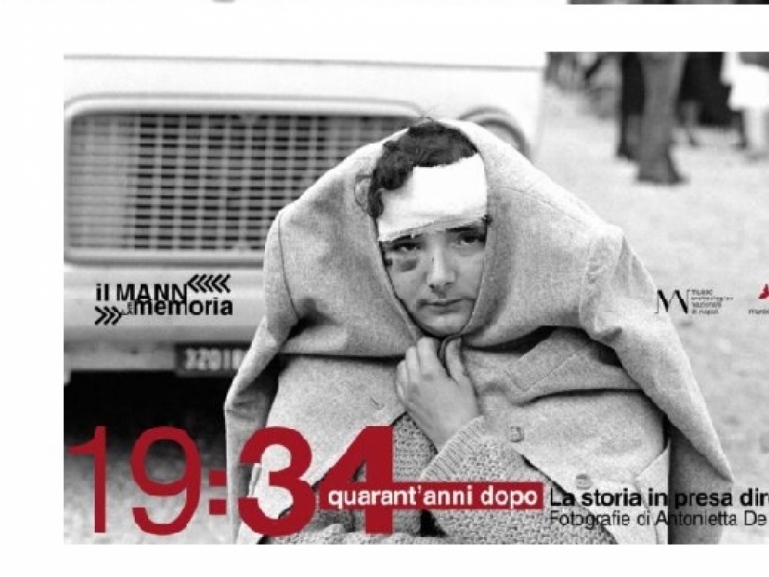 19:34. Fotografie di Antonietta De Lillo. La storia in presa diretta