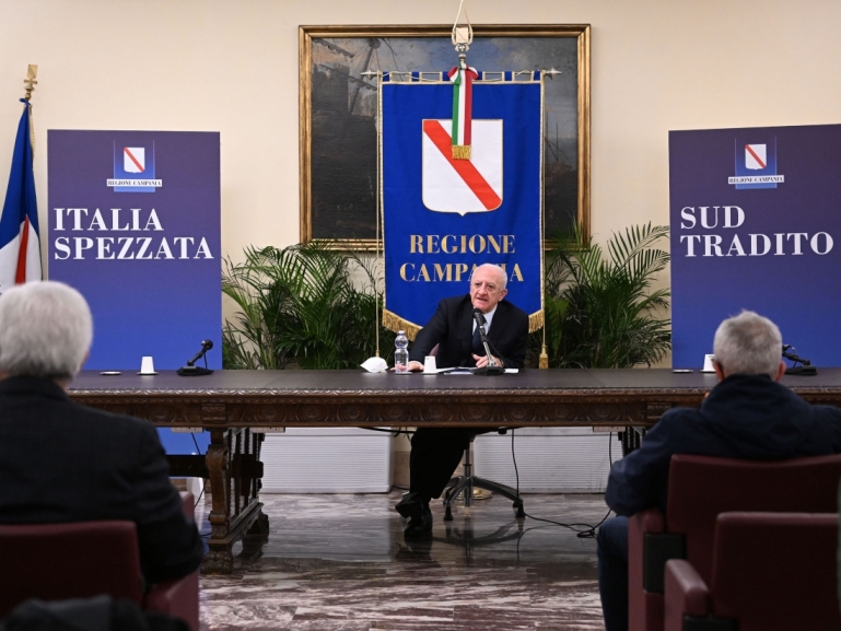 AUTONOMIA, DA DE LUCA UNA PROPOSTA UNITARIA A ZAIA E AGLI ALTRI PRESIDENTI
