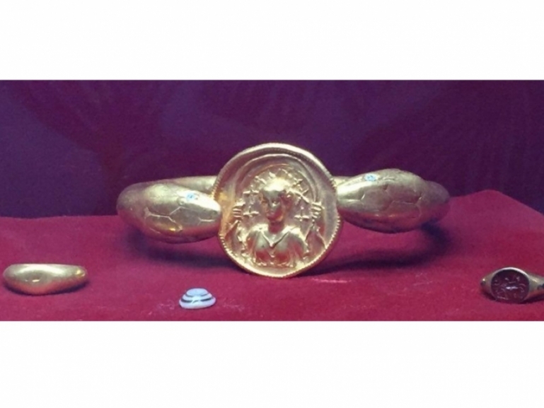 "L’armilla dei due Serpenti"