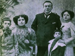 I De Filippo, il mestiere va in scena