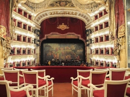 Teatro San Carlo: gli appuntamenti in streaming ad aprile