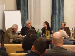 Diseguali. Il lato oscuro del lavoro - Presentazione del Libro a Salerno.