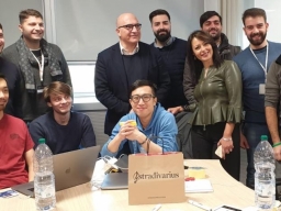 Youth Village: Giovani e competenze digitali