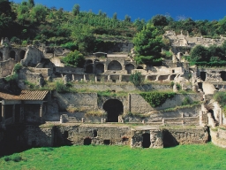 Dramma antico alle terme di Baia