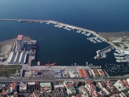 Bando per l'assegnazione di n. 10 concessioni demaniali marittime nel porto di Torre Annunziata