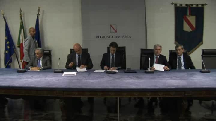 Firma PIU EUROPA Pozzuoli