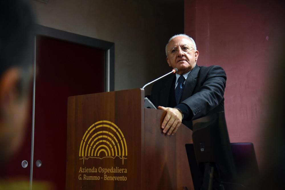 De Luca in visita al "Rummo" di Benevento