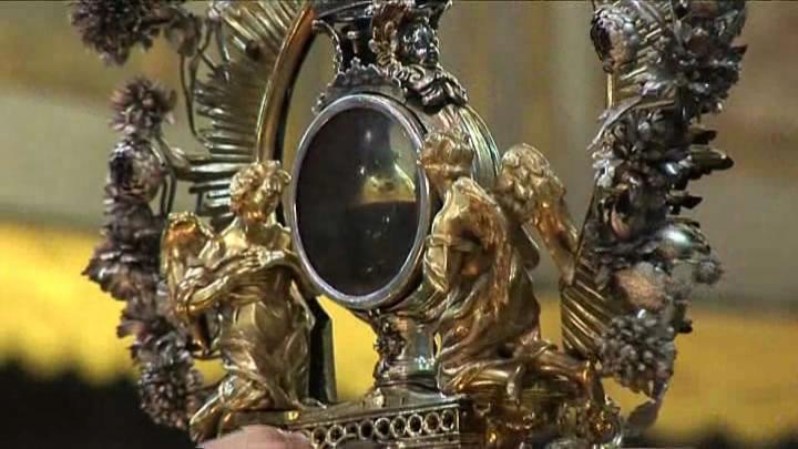 San Gennaro, Caldoro: "Importante sinergia con la Chiesa per sostenere i più deboli" 