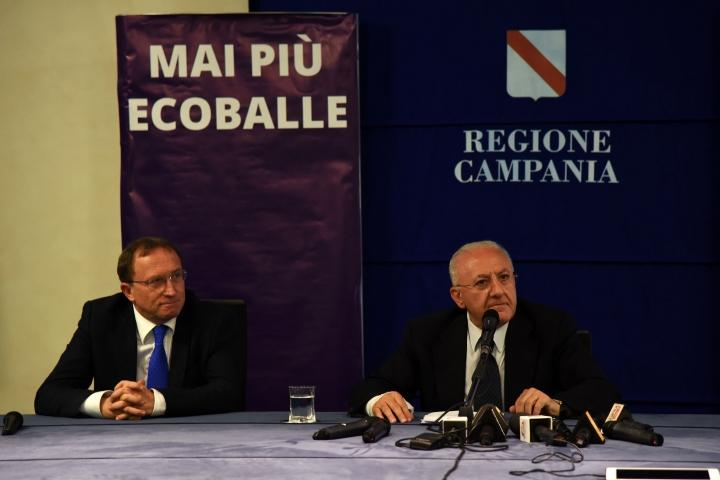 "Mai più ecoballe, mai più Terra dei Fuochi"