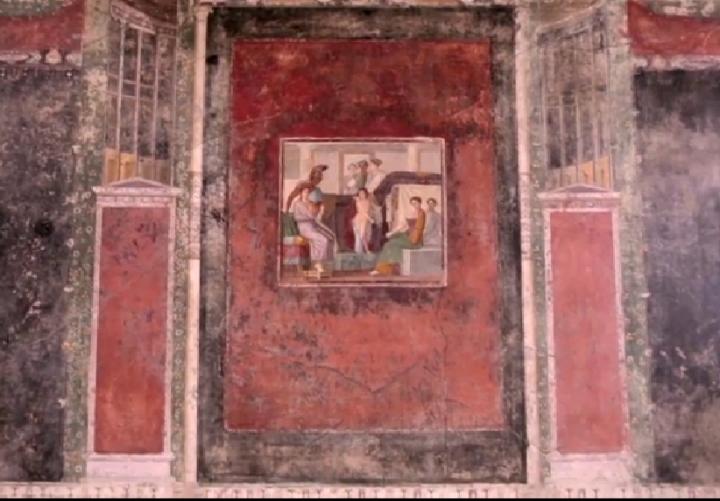 "Pompei, eternal emotion"