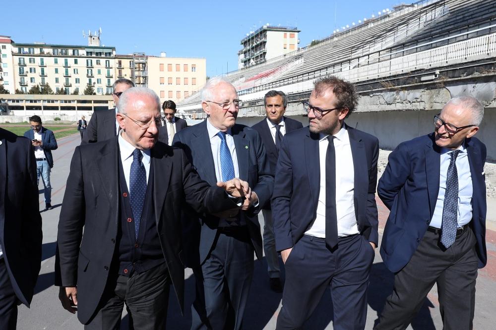 Il Presidente della Regione De Luca ed il Ministro Lotti allo stadio Collana