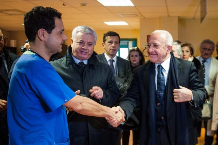 Il presidente De Luca in visita all'Ospedale di Pagani