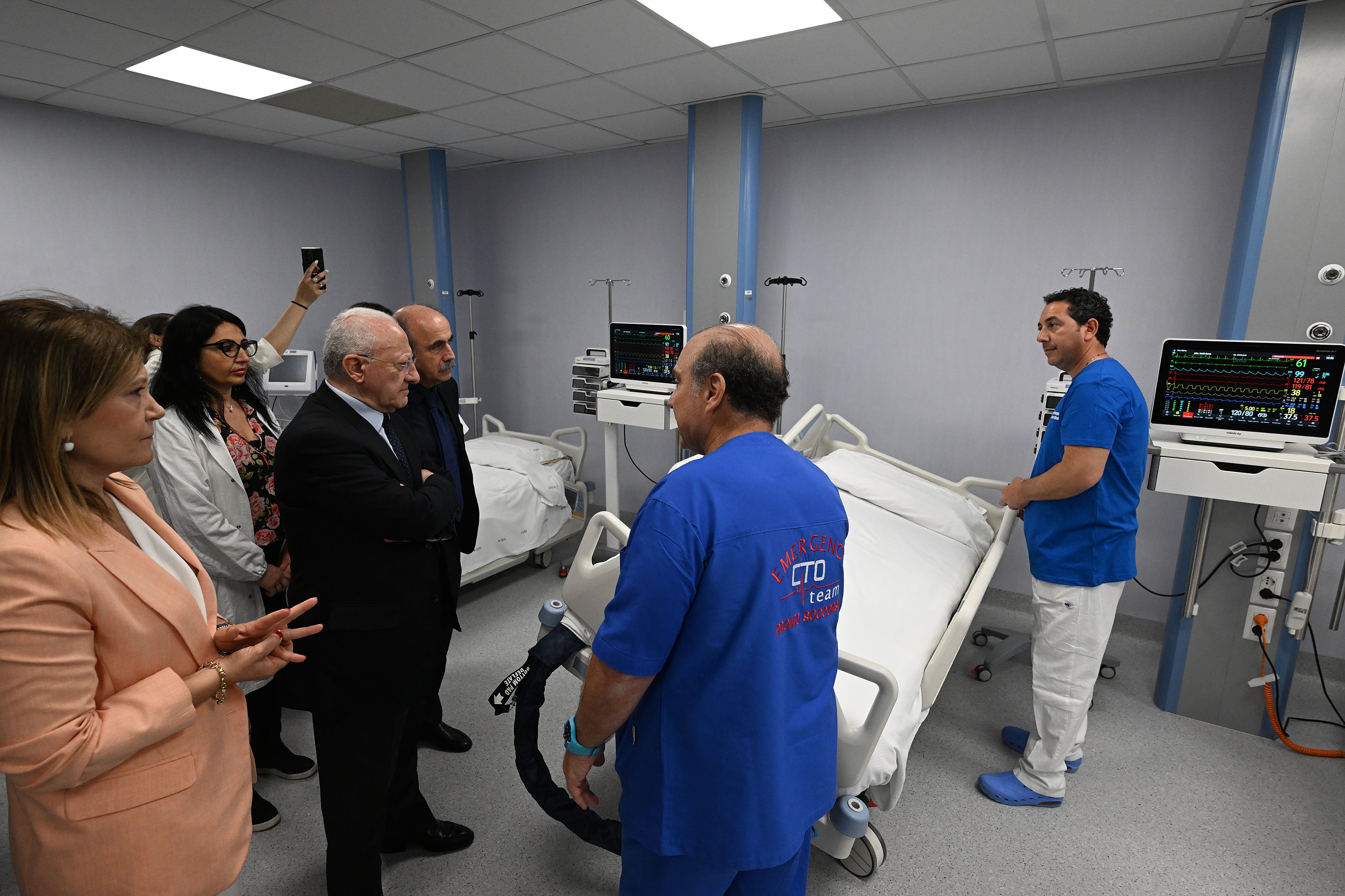 De Luca partecipa all'inaugurazione di nuovi reparti al presidio ospedaliero CTO