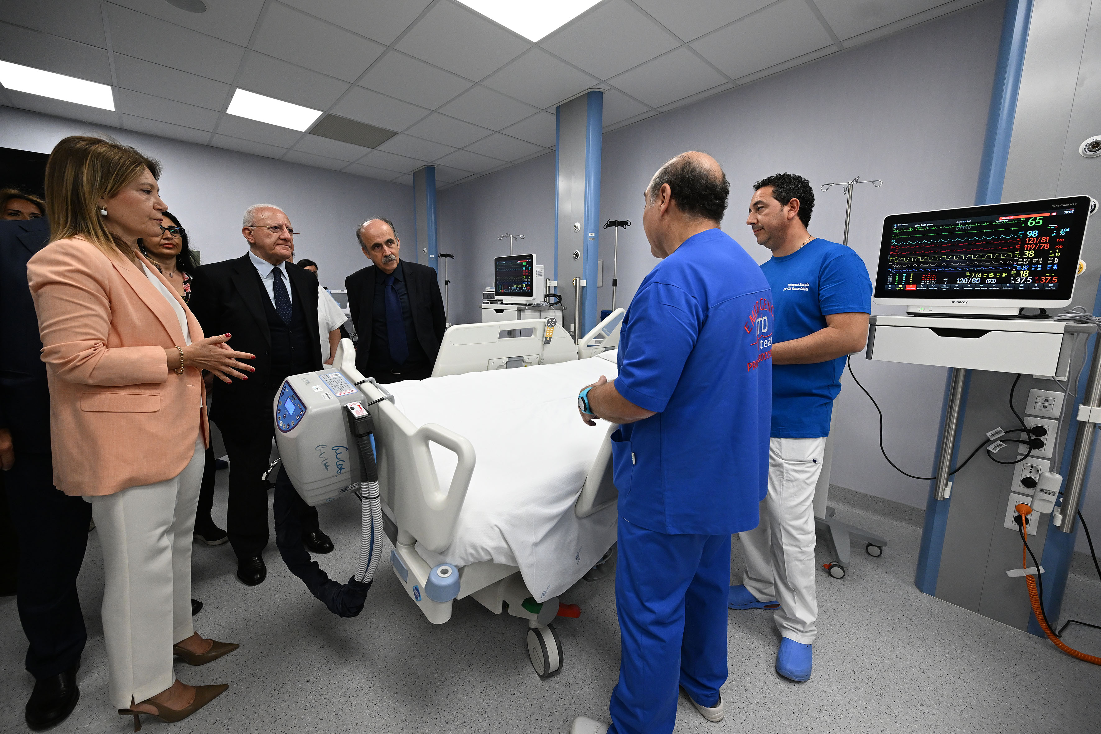 De Luca partecipa all'inaugurazione di nuovi reparti al presidio ospedaliero CTO