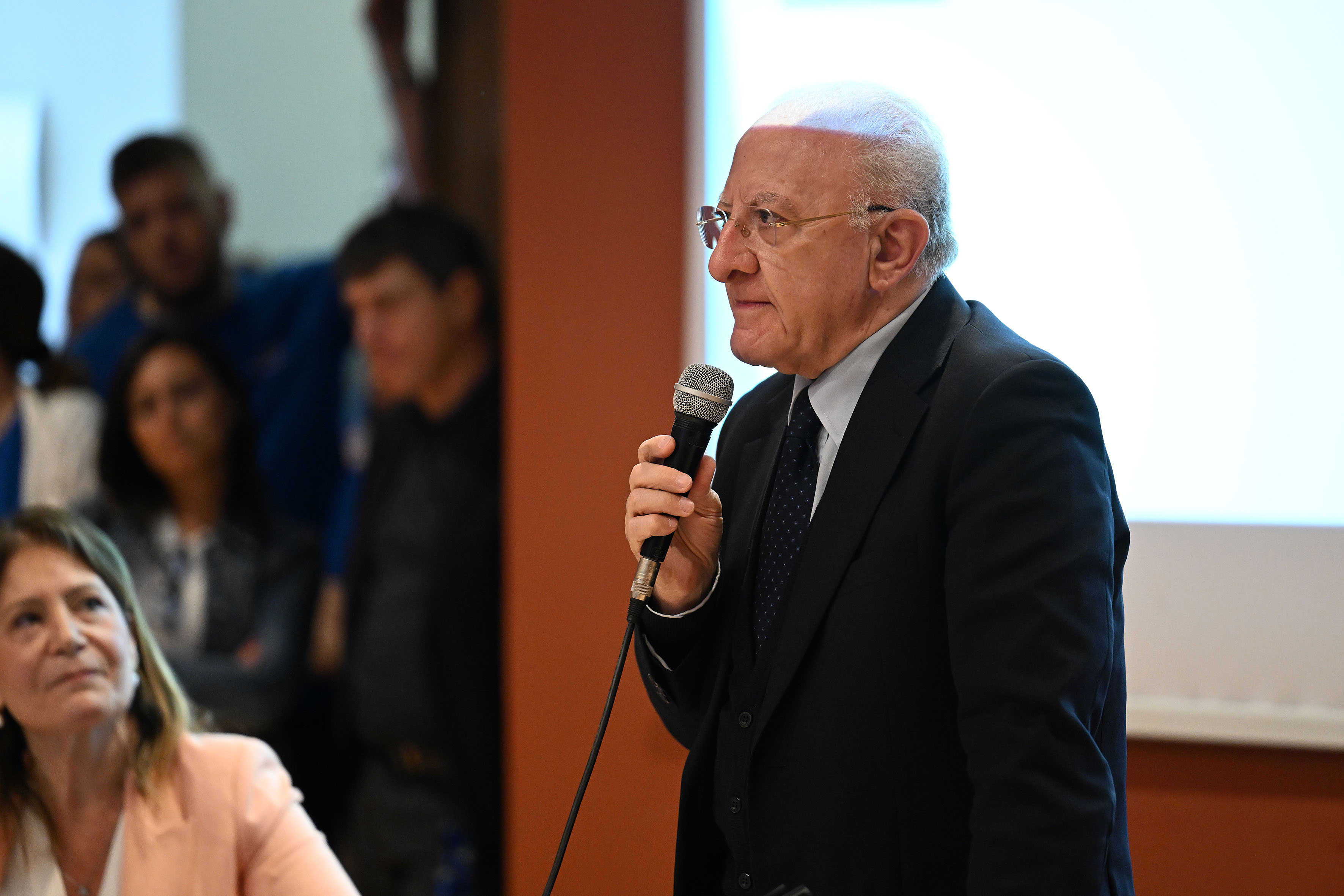 De Luca partecipa all'inaugurazione di nuovi reparti al presidio ospedaliero CTO