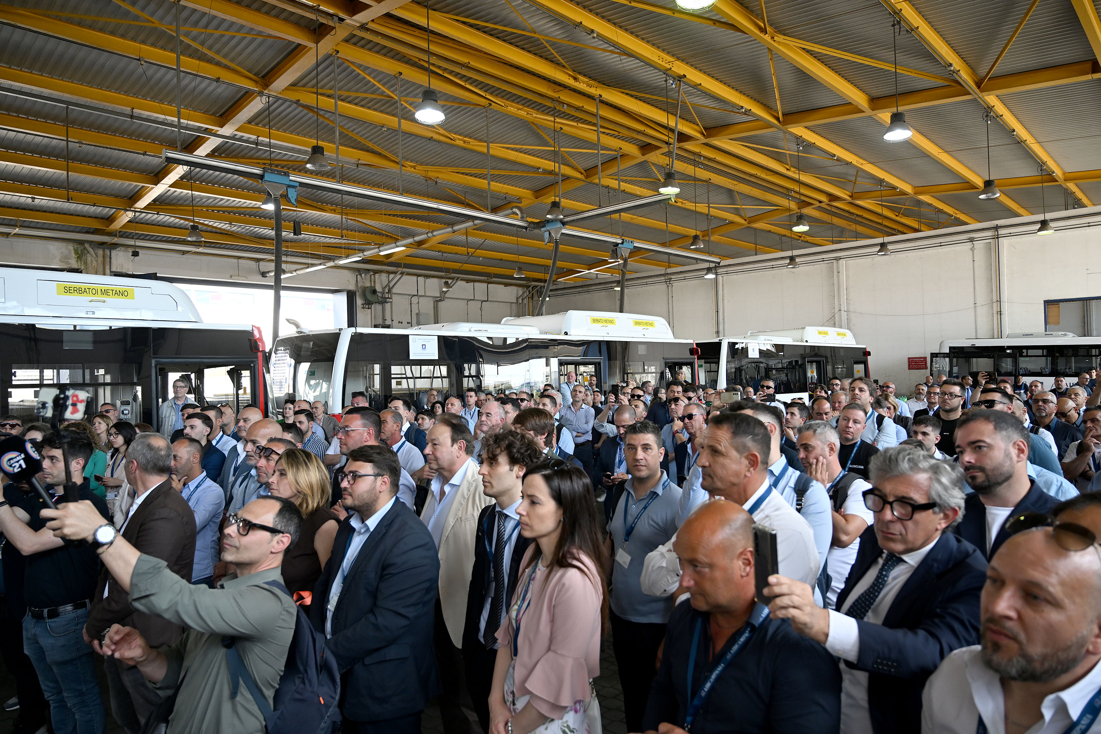 Incontro con i 156 nuovi assunti all'Air - Teverola (CE)