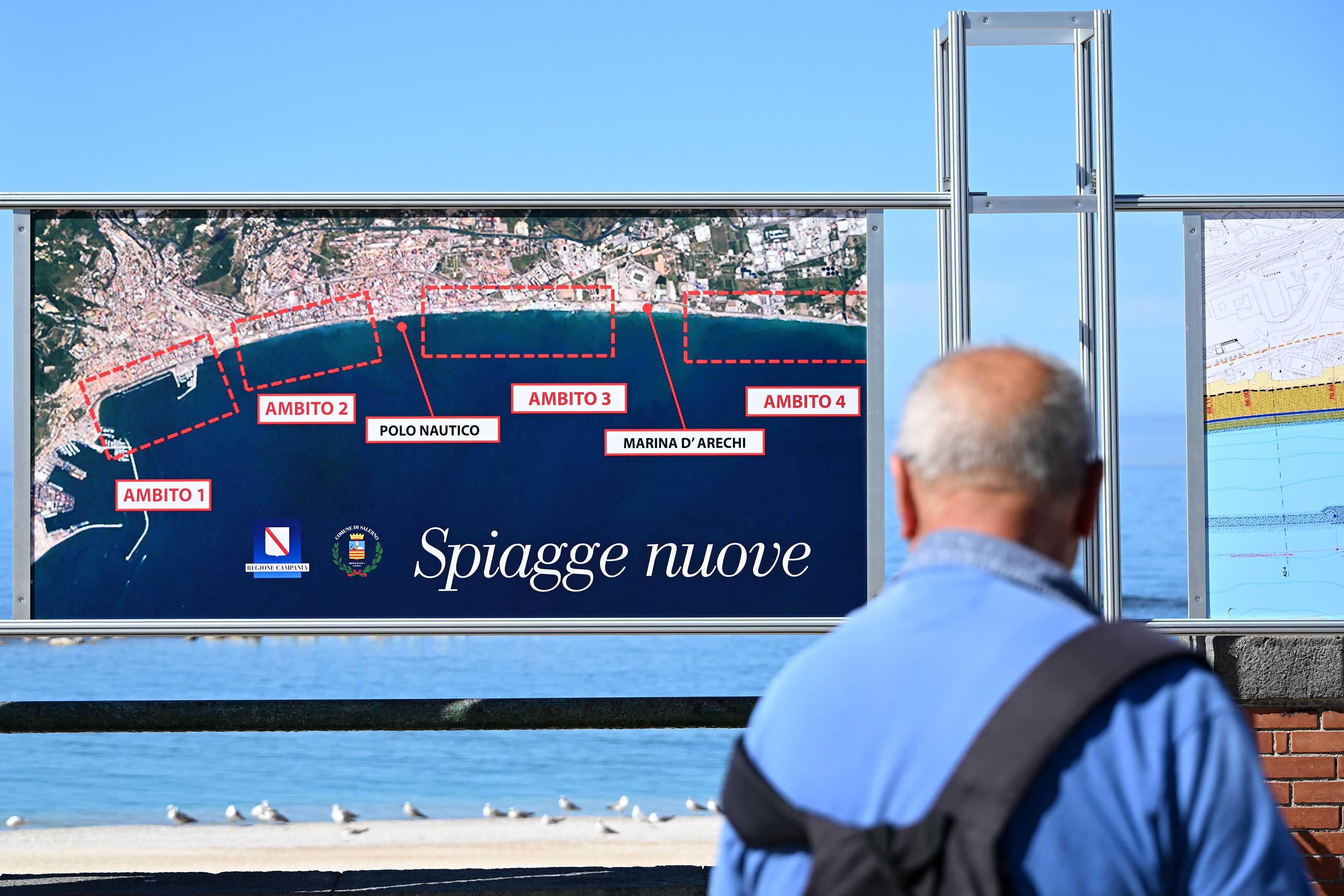 de_luca-nuove_spiagge_salerno