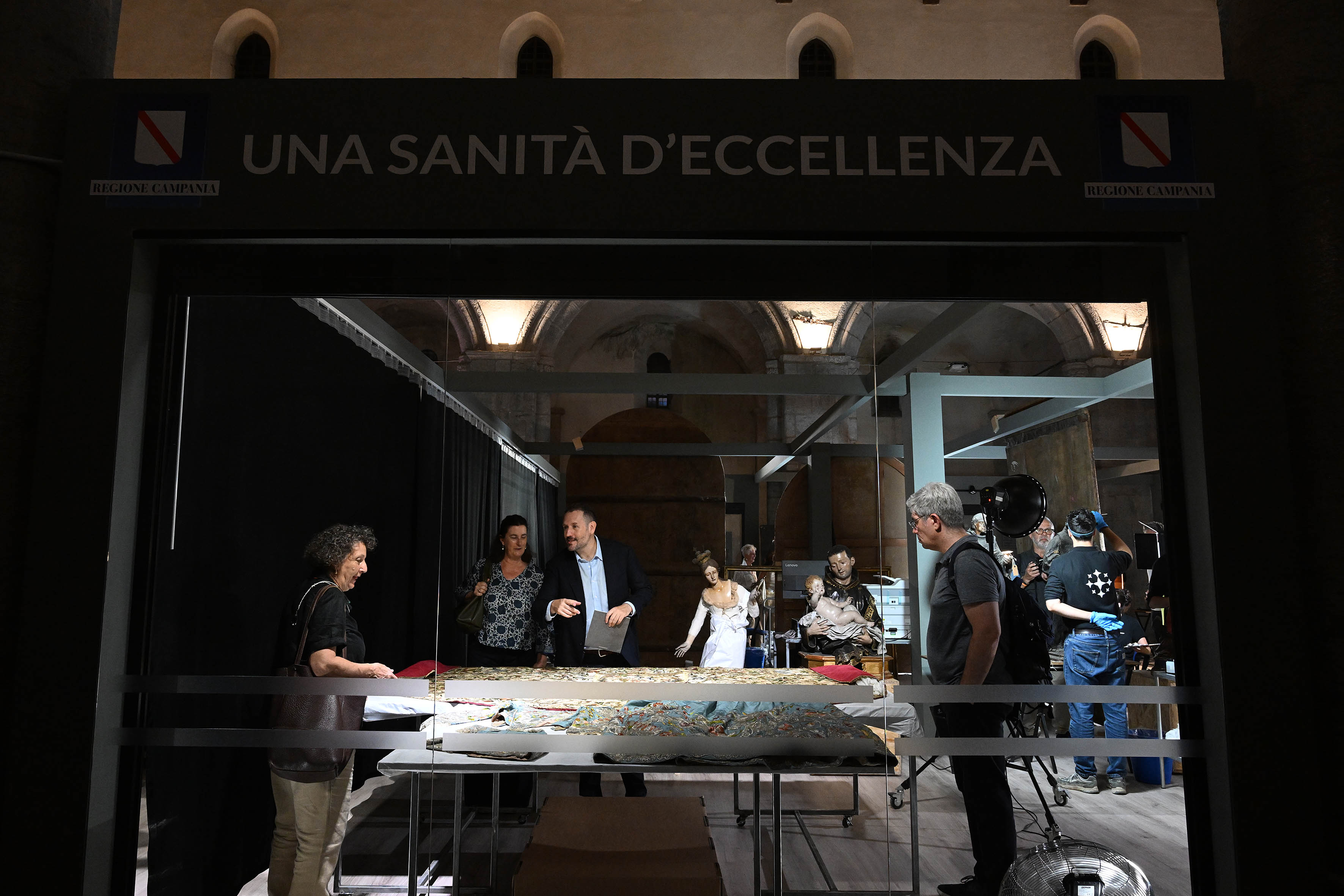 de_luca-restauro_opere_incurabili