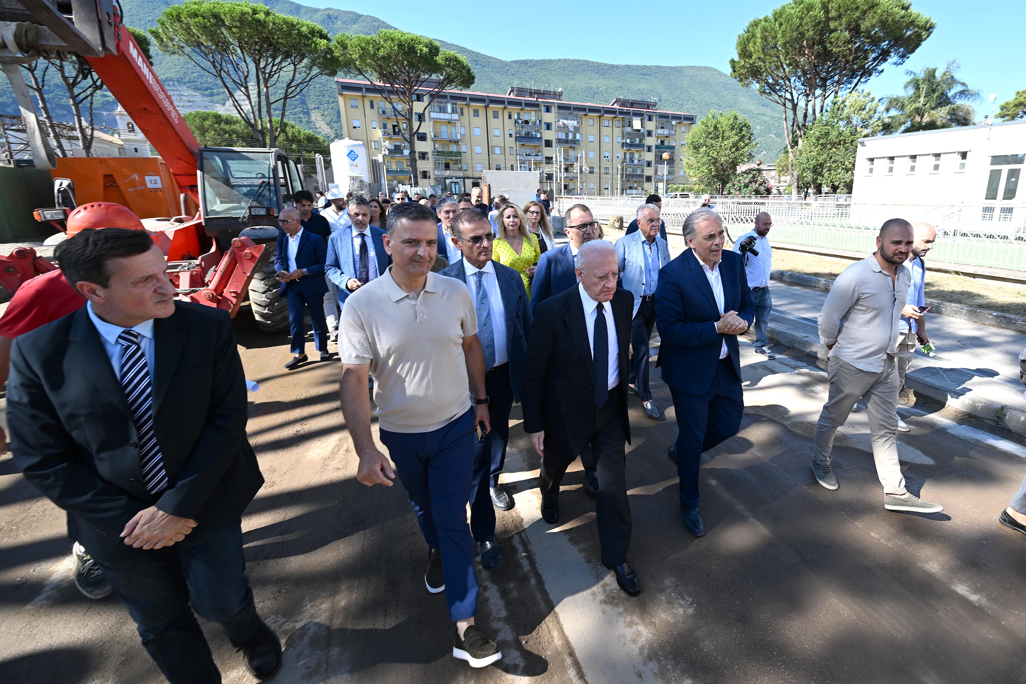 de_luca-cantiere_ospedale_nocera