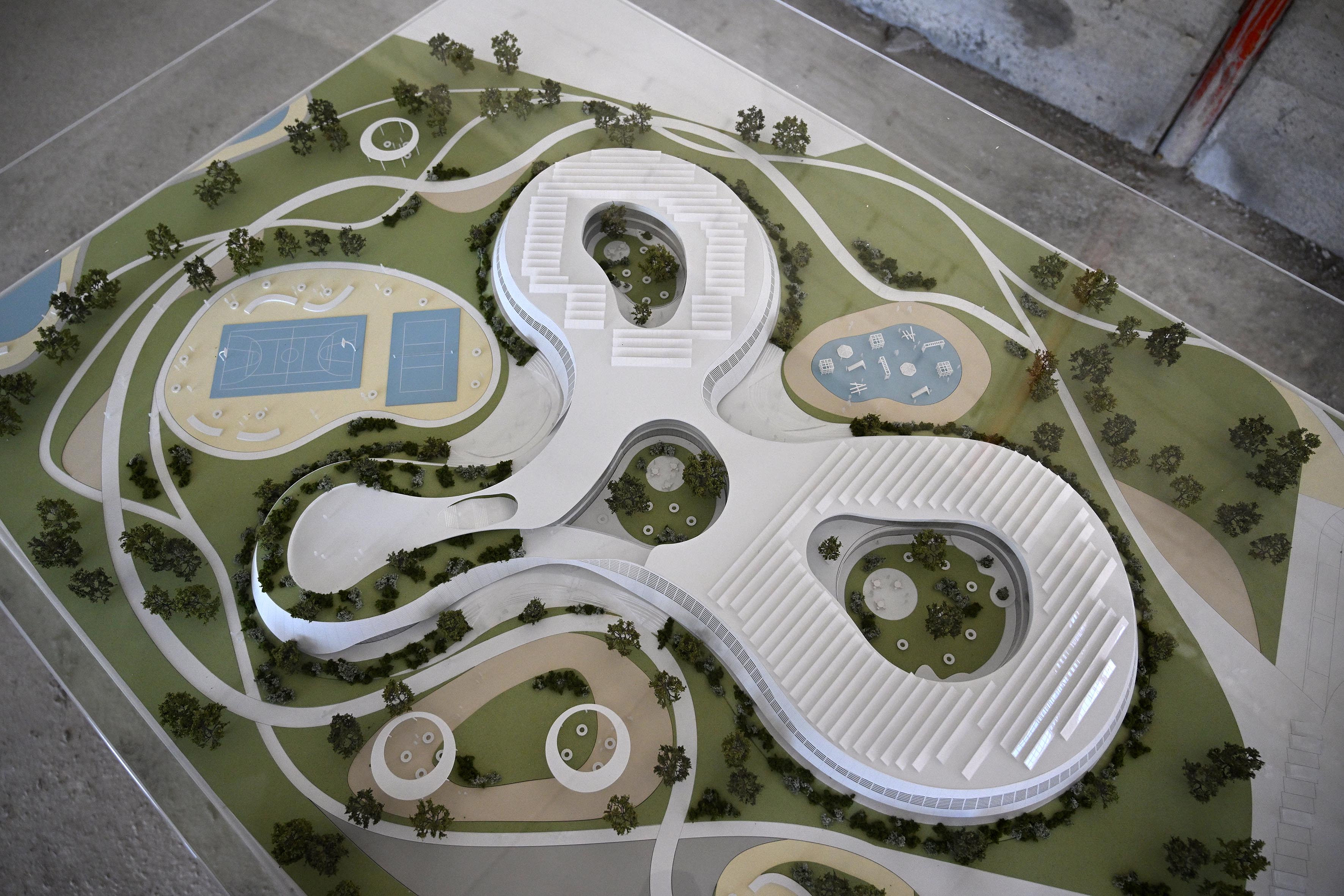 Sopralluogo al cantiere della cittadella scolastica di Castel Volturno
